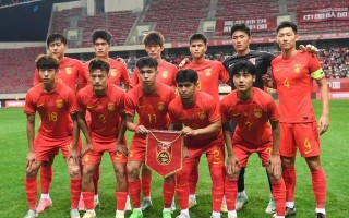 亚洲赛事激烈展开，强队扎堆竞逐冠军