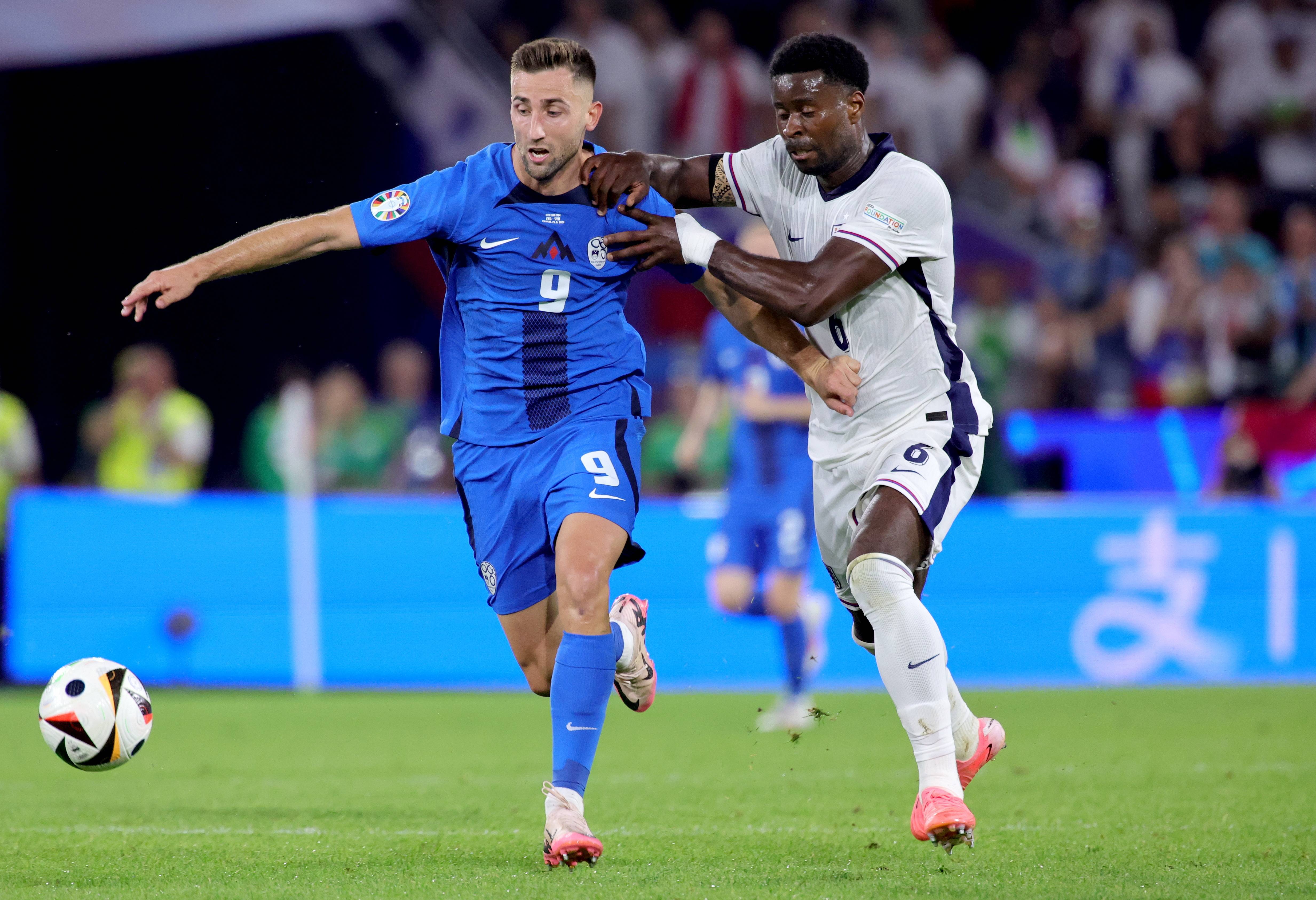 尼斯俱乐部在主场比赛中展现出色-第2张图片-德信体育