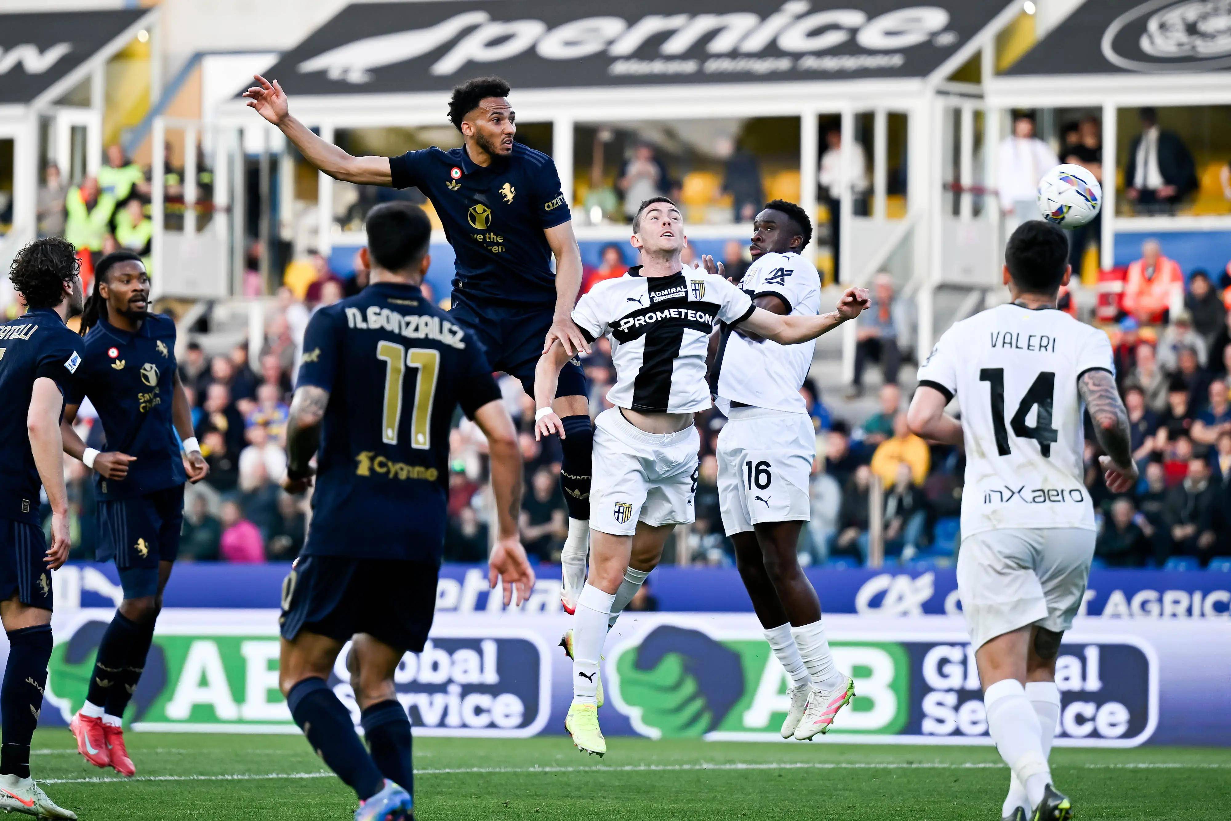 帕尔马客场大胜热那亚，取得三分-第2张图片-德信体育